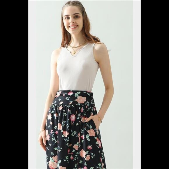 Ninexis Notched Rib Knit Tank - Picture 5 of 12